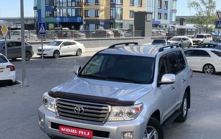 Toyota Land Cruiser 200, 2012 год, 4 185 000 рублей, 2 фотография