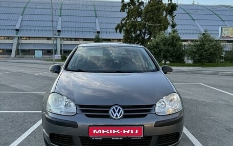 Volkswagen Golf V, 2008 год, 850 000 рублей, 1 фотография