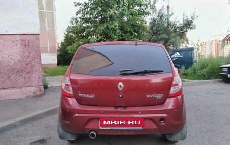 Renault Sandero I, 2013 год, 780 000 рублей, 3 фотография