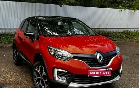 Renault Kaptur I рестайлинг, 2017 год, 1 605 000 рублей, 3 фотография