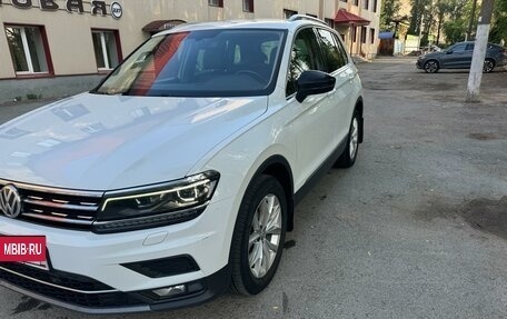 Volkswagen Tiguan II, 2017 год, 2 750 000 рублей, 2 фотография