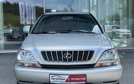 Lexus RX IV рестайлинг, 2000 год, 1 110 000 рублей, 3 фотография