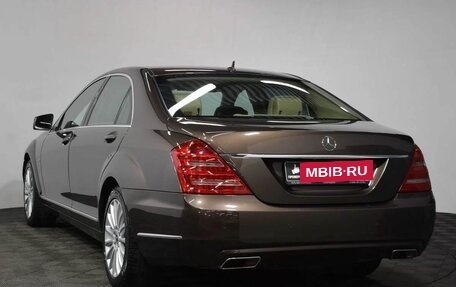 Mercedes-Benz S-Класс, 2011 год, 1 829 000 рублей, 4 фотография