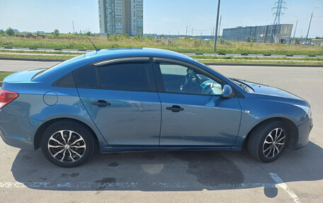 Chevrolet Cruze II, 2013 год, 780 000 рублей, 3 фотография