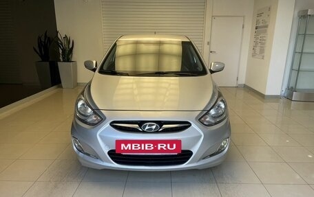 Hyundai Solaris II рестайлинг, 2013 год, 690 000 рублей, 2 фотография