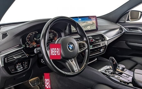 BMW 6 серия, 2021 год, 5 800 000 рублей, 15 фотография