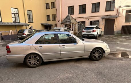 Mercedes-Benz C-Класс, 1994 год, 295 000 рублей, 2 фотография