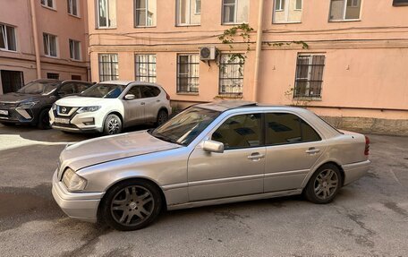 Mercedes-Benz C-Класс, 1994 год, 295 000 рублей, 3 фотография