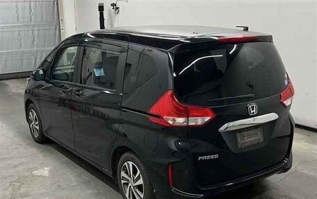 Honda Freed II, 2019 год, 1 450 000 рублей, 4 фотография