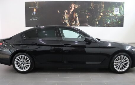 BMW 5 серия, 2020 год, 5 900 000 рублей, 11 фотография