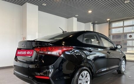 Hyundai Solaris II рестайлинг, 2018 год, 1 500 000 рублей, 3 фотография