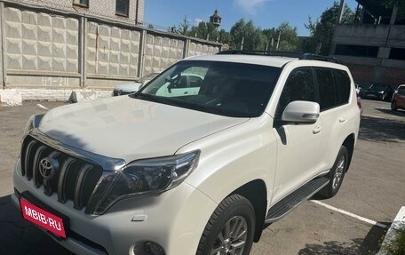 Toyota Land Cruiser Prado 150 рестайлинг 2, 2014 год, 4 450 000 рублей, 1 фотография