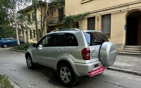 Toyota RAV4, 2002 год, 665 000 рублей, 4 фотография