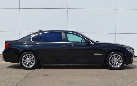 BMW 7 серия, 2014 год, 2 600 000 рублей, 2 фотография