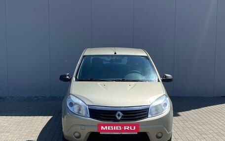 Renault Sandero I, 2014 год, 635 000 рублей, 2 фотография