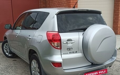 Toyota RAV4, 2007 год, 1 400 000 рублей, 2 фотография