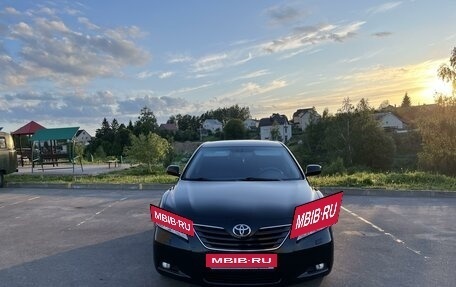 Toyota Camry, 2008 год, 1 520 000 рублей, 2 фотография