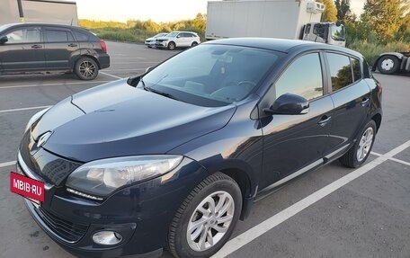 Renault Megane III, 2012 год, 810 000 рублей, 2 фотография