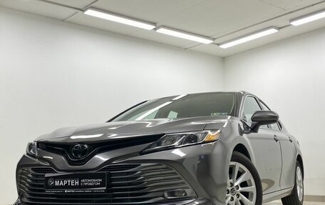 Toyota Camry, 2021 год, 2 700 000 рублей, 7 фотография