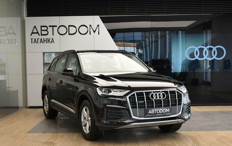 Audi Q7, 2023 год, 10 000 000 рублей, 3 фотография