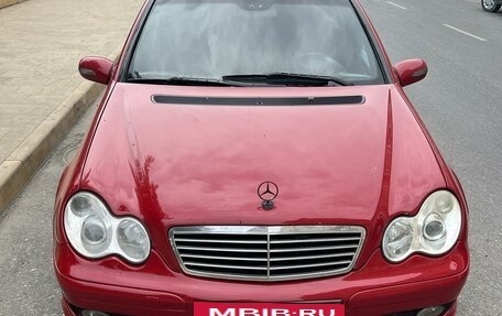 Mercedes-Benz C-Класс, 2004 год, 700 000 рублей, 5 фотография