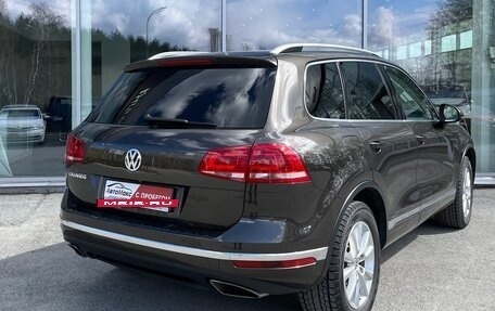 Volkswagen Touareg III, 2015 год, 2 970 000 рублей, 2 фотография