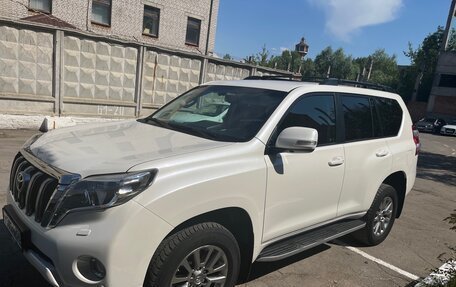 Toyota Land Cruiser Prado 150 рестайлинг 2, 2014 год, 4 450 000 рублей, 7 фотография