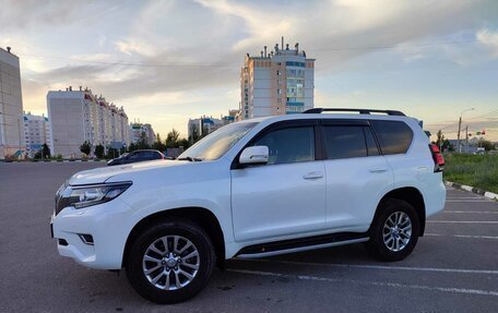 Toyota Land Cruiser Prado 150 рестайлинг 2, 2017 год, 5 900 000 рублей, 10 фотография