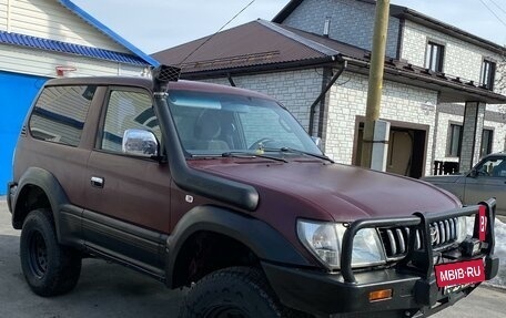 Toyota Land Cruiser Prado 90 рестайлинг, 1997 год, 950 000 рублей, 5 фотография