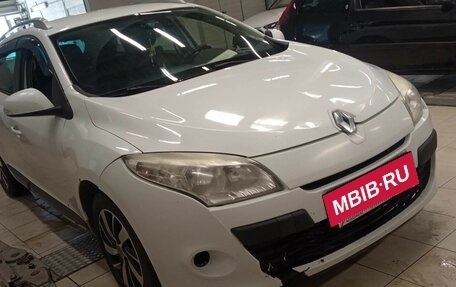 Renault Megane III, 2010 год, 550 000 рублей, 2 фотография