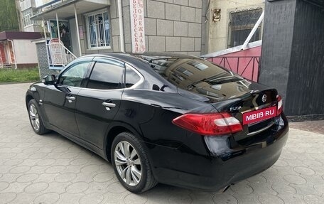 Nissan Fuga II, 2011 год, 700 000 рублей, 3 фотография