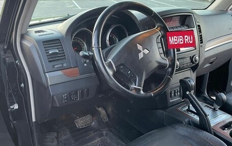 Mitsubishi Pajero IV, 2008 год, 1 550 000 рублей, 5 фотография