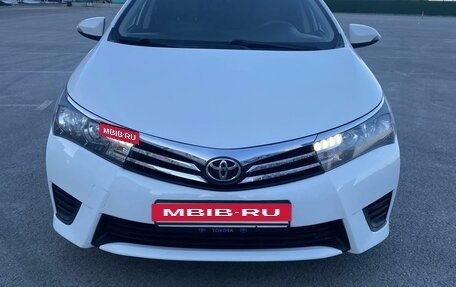 Toyota Corolla, 2013 год, 1 350 000 рублей, 4 фотография