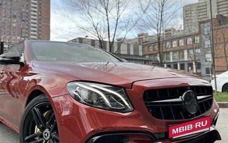 Mercedes-Benz E-Класс, 2016 год, 3 550 000 рублей, 3 фотография