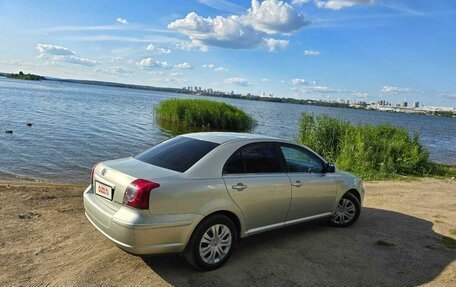 Toyota Avensis III рестайлинг, 2006 год, 949 000 рублей, 3 фотография