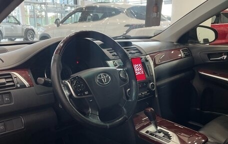 Toyota Camry, 2012 год, 1 700 000 рублей, 8 фотография