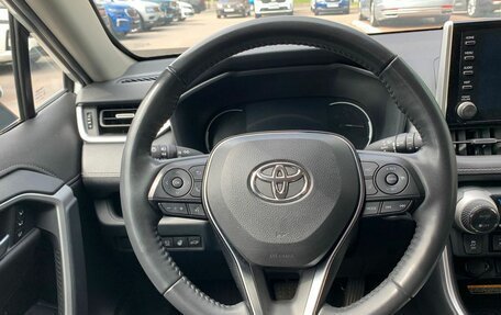 Toyota RAV4, 2021 год, 3 929 000 рублей, 17 фотография