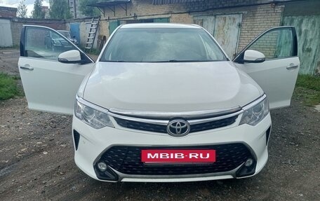 Toyota Camry, 2013 год, 1 350 000 рублей, 7 фотография