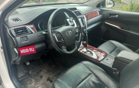 Toyota Camry, 2013 год, 1 350 000 рублей, 13 фотография