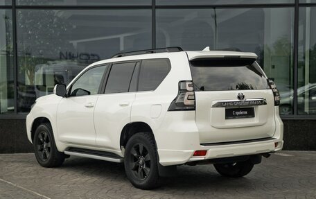 Toyota Land Cruiser Prado 150 рестайлинг 2, 2020 год, 5 770 000 рублей, 4 фотография