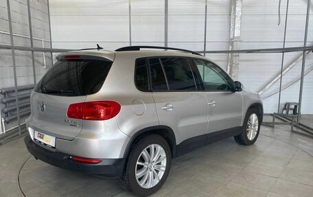 Volkswagen Tiguan I, 2013 год, 949 000 рублей, 5 фотография