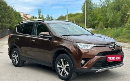 Toyota RAV4, 2017 год, 2 750 000 рублей, 7 фотография