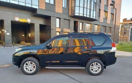 Toyota Land Cruiser Prado 150 рестайлинг 2, 2010 год, 3 290 000 рублей, 9 фотография