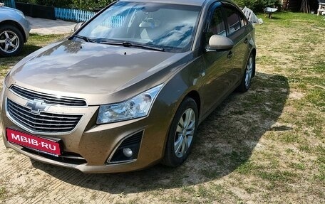 Chevrolet Cruze II, 2013 год, 820 000 рублей, 1 фотография