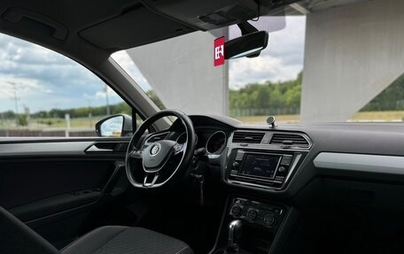 Volkswagen Tiguan II, 2017 год, 2 690 000 рублей, 13 фотография