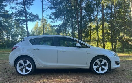 Opel Astra J, 2014 год, 1 049 000 рублей, 5 фотография