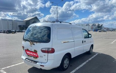 Hyundai H-1 II рестайлинг, 2002 год, 380 000 рублей, 4 фотография