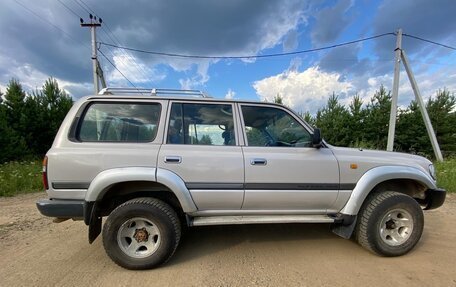 Toyota Land Cruiser 80 рестайлинг, 1997 год, 2 400 000 рублей, 4 фотография