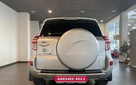 Toyota RAV4, 2012 год, 1 995 000 рублей, 4 фотография