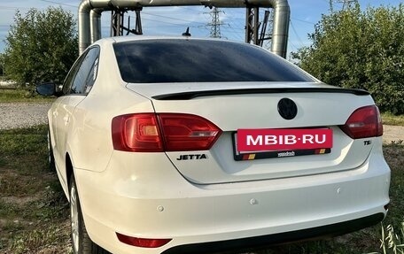 Volkswagen Jetta VI, 2012 год, 1 000 000 рублей, 9 фотография